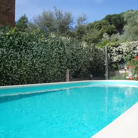 L' Infiorata Apartment *