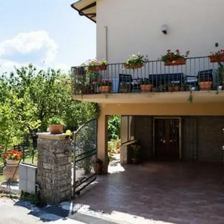 Apartment L' Infiorata *